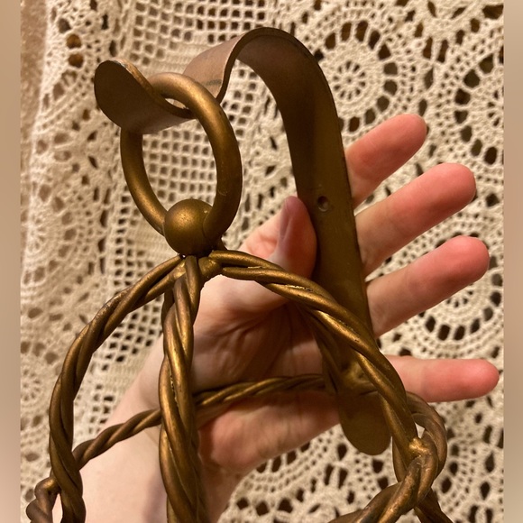 Nautical Style Twisted Metal Lantern Candle Wall Decor Sconce - Picture 10 of 16